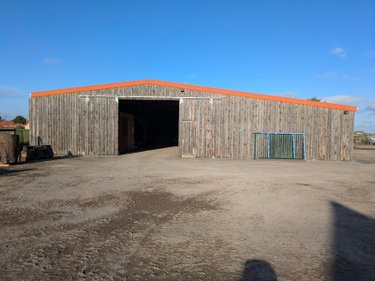 Fonds et murs commerciaux a vendre Bourbourg 59630 Nord  362000 euros