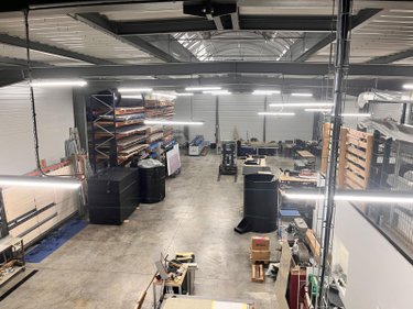 Location fonds et murs commerciaux Cormontreuil 51350 Marne 490 m2  4010 euros