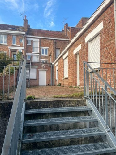 Immeuble a vendre Bailleul 59270 Nord 273 m2  425000 euros