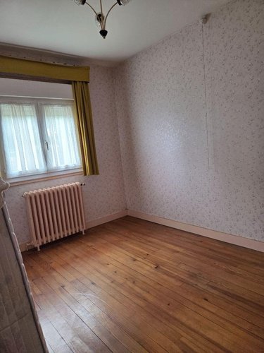 Maison a vendre Courcité 53700 Mayenne 81 m2 7 pièces 68900 euros