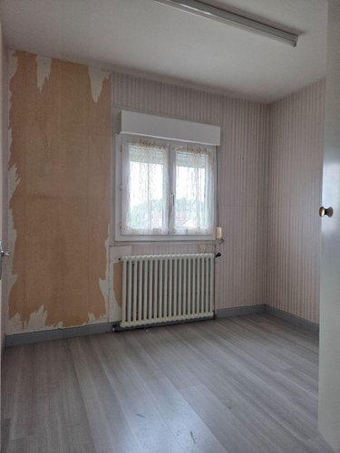 Maison a vendre Courcité 53700 Mayenne 81 m2 7 pièces 68900 euros