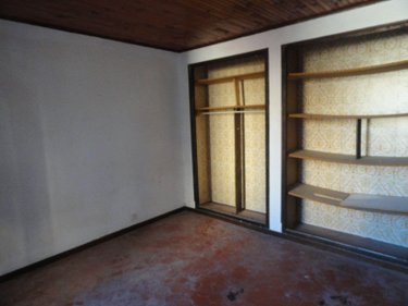 Immeuble a vendre Saint-Gilles 30800 Gard 578 m2  199280 euros