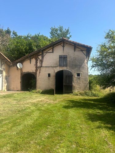 Maison a vendre Pouillon 40350 Landes 187 m2 5 pièces 250000 euros