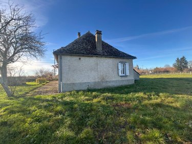 Maison a vendre Chalvignac 15200 Cantal 85 m2  201400 euros