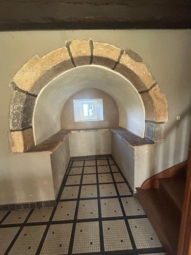 Maison a vendre Chalvignac 15200 Cantal 85 m2  201400 euros