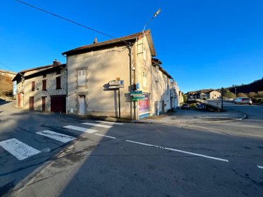 Immeuble a vendre Saint-Priest-Taurion 87480 Haute-Vienne 239 m2  33000 euros