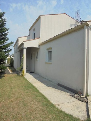 Maison a vendre Périgny 17180 Charente-Maritime 171 m2 6 pièces 681800 euros