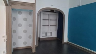 Location fonds et murs commerciaux Beaugency 45190 Loiret 52 m2  400 euros