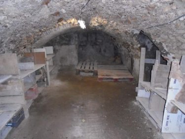 Fonds et murs commerciaux a vendre Beaugency 45190 Loiret 203 m2  210200 euros