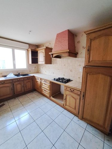 Maison a vendre La Suze-sur-Sarthe 72210 Sarthe 122 m2 6 pièces 201000 euros