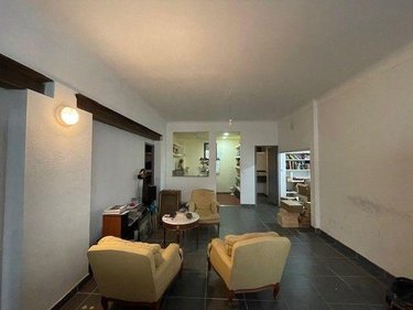 Fonds et murs commerciaux a vendre Bordeaux 33000 Gironde 81 m2  240000 euros