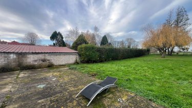 Fonds et murs commerciaux a vendre Bollezeele 59470 Nord 75 m2  199500 euros