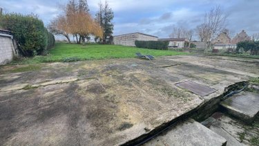 Fonds et murs commerciaux a vendre Bollezeele 59470 Nord 75 m2  199500 euros