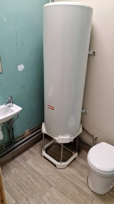 Location fonds et murs commerciaux Tinténiac 35190 Ille-et-Vilaine 50 m2  700 euros