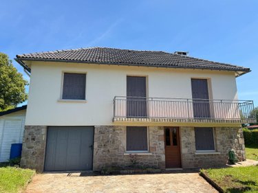 Maison a vendre Ally 15700 Cantal 100 m2  116600 euros