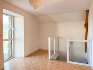 Location fonds et murs commerciaux Hédé Bazouges 35630 Ille-et-Vilaine 77 m2  600 euros