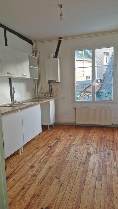 Location appartement Forges-les-Eaux 76440 Seine-Maritime 85 m2 4 pièces 620 euros