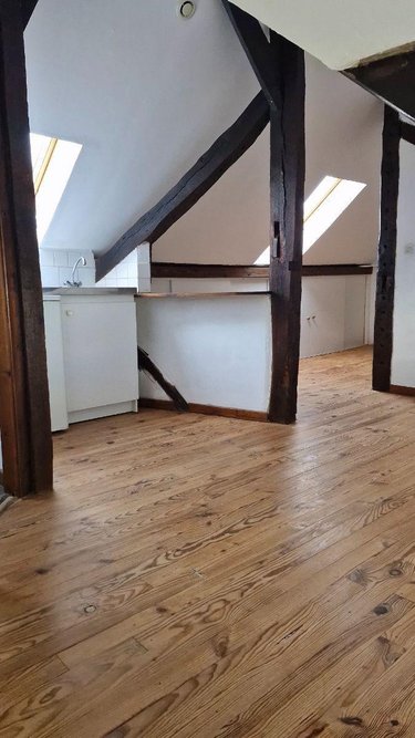 Location appartement Forges-les-Eaux 76440 Seine-Maritime 12 m2 1 pièce 320 euros