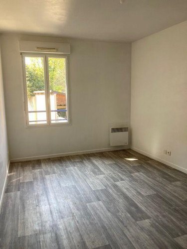 Location appartement Montfort-sur-Meu 35160 Ille-et-Vilaine 49 m2 2 pièces 520 euros
