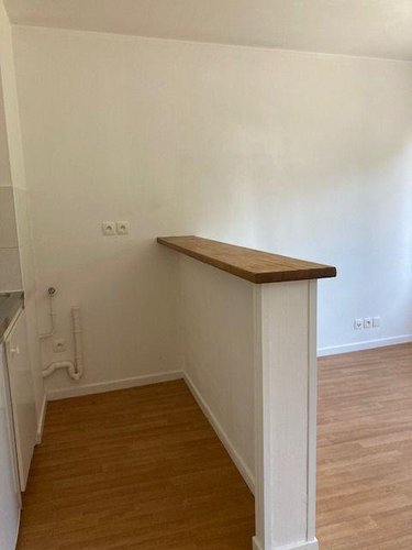 Location appartement Montfort-sur-Meu 35160 Ille-et-Vilaine 49 m2 2 pièces 520 euros