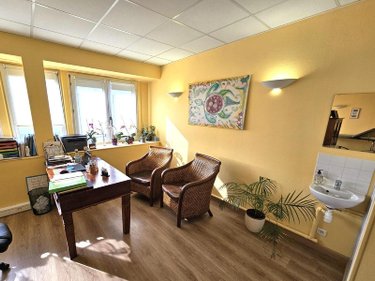 Fonds et murs commerciaux a vendre Troyes 10000 Aube 182 m2  239200 euros