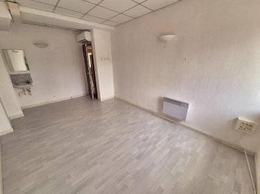 Fonds et murs commerciaux a vendre Troyes 10000 Aube 182 m2  239200 euros