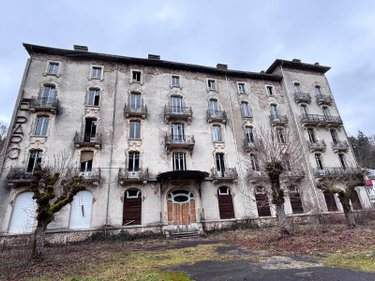 Immeuble a vendre Plombières-les-Bains 88370 Vosges 3000 m2  200000 euros