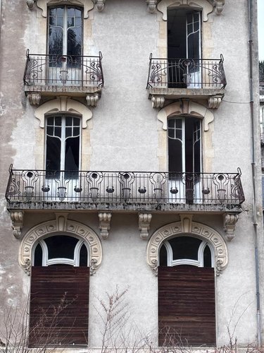 Immeuble a vendre Plombières-les-Bains 88370 Vosges 3000 m2  200000 euros