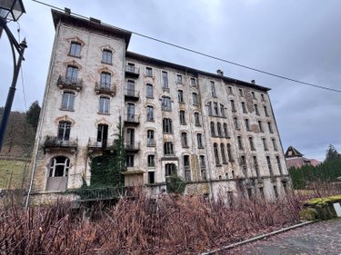 Immeuble a vendre Plombières-les-Bains 88370 Vosges 3000 m2  200000 euros