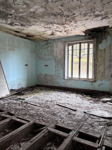 Immeuble a vendre Plombières-les-Bains 88370 Vosges 3000 m2  200000 euros