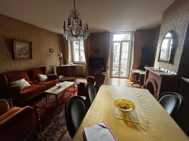 Immeuble a vendre Pleaux 15700 Cantal 200 m2  135680 euros