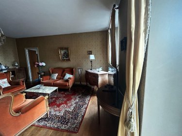 Immeuble a vendre Pleaux 15700 Cantal 200 m2  135680 euros