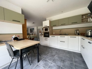 Maison a vendre Chambroutet 79300 Deux-Sèvres 101 m2 5 pièces 246750 euros