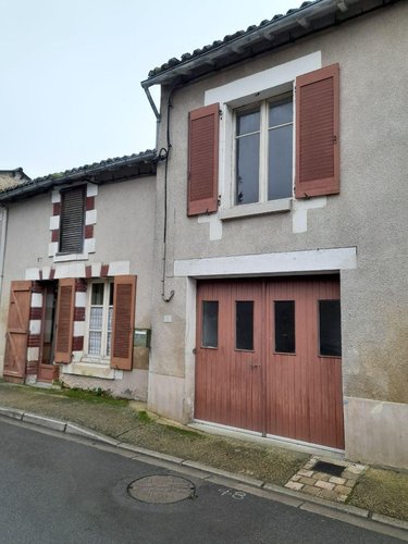 Maison a vendre Moncontour 86330 Vienne 125 m2 8 pièces 57750 euros