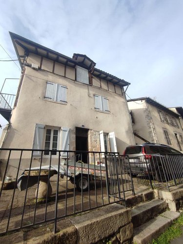 Maison a vendre Laroquebrou 15150 Cantal 141 m2  106000 euros