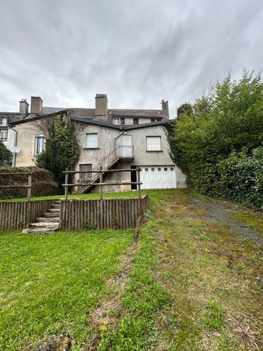 Immeuble a vendre Mauriac 15200 Cantal  233200 euros