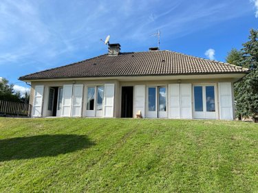 Maison a vendre Lafeuillade-en-Vézie 15130 Cantal 93 m2 3 pièces 159000 euros