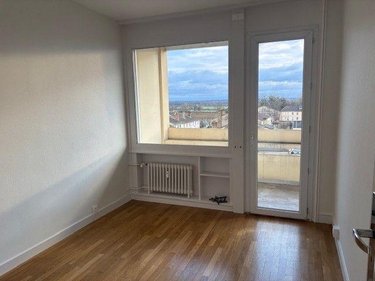 Location appartement Mâcon 71000 Saône-et-Loire 85 m2 3 pièces 900 euros