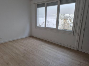 Location fonds et murs commerciaux Saint-Pol-sur-Mer 59430 Nord 55 m2  920 euros