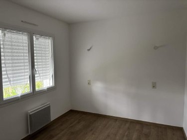 Fonds et murs commerciaux a vendre Plouider 29260 Finistère 80 m2  290000 euros