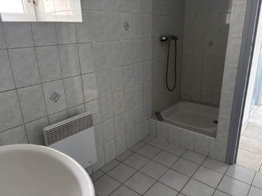 Fonds et murs commerciaux a vendre Plouider 29260 Finistère 80 m2  290000 euros