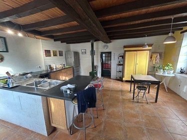 Maison a vendre Baugé-en-Anjou 49150 Maine-et-Loire 205 m2 7 pièces 266475 euros