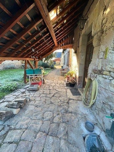 Maison a vendre Baugé-en-Anjou 49150 Maine-et-Loire 205 m2 7 pièces 266475 euros