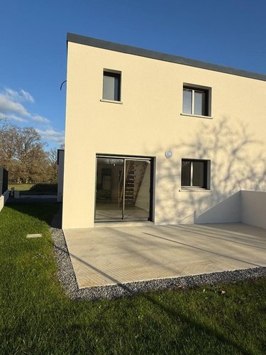 Maison a vendre La Gacilly 56200 Morbihan 77 m2 3 pièces 230560 euros