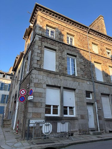 Immeuble a vendre Fougères 35300 Ille-et-Vilaine 105 m2  348265 euros