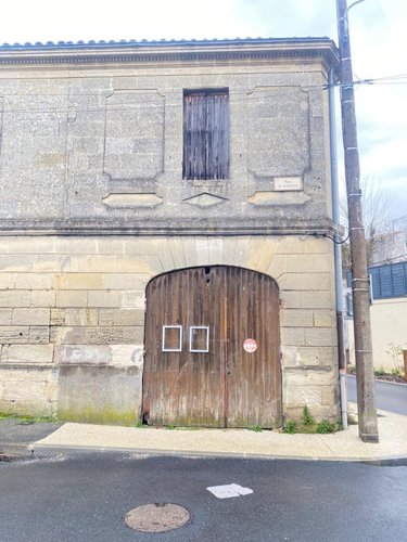 Immeuble a vendre Saint-André-de-Cubzac 33240 Gironde 140 m2  97500 euros