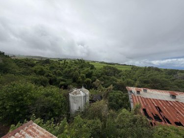 Terrain a batir a vendre Saint-Paul 97460 Réunion 8692 m2  1892000 euros