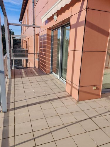 Location appartement Mâcon 71000 Saône-et-Loire 74 m2 3 pièces 815 euros