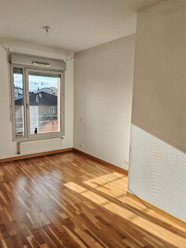 Location appartement Mâcon 71000 Saône-et-Loire 74 m2 3 pièces 815 euros