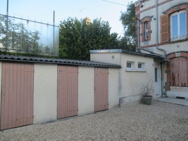 Immeuble a vendre Sainte-Savine 10300 Aube 258 m2  392000 euros